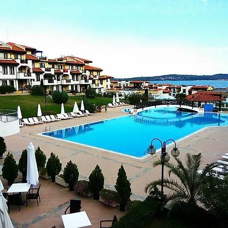 At St. Nikolas C 3 Apartament Czernomorec
